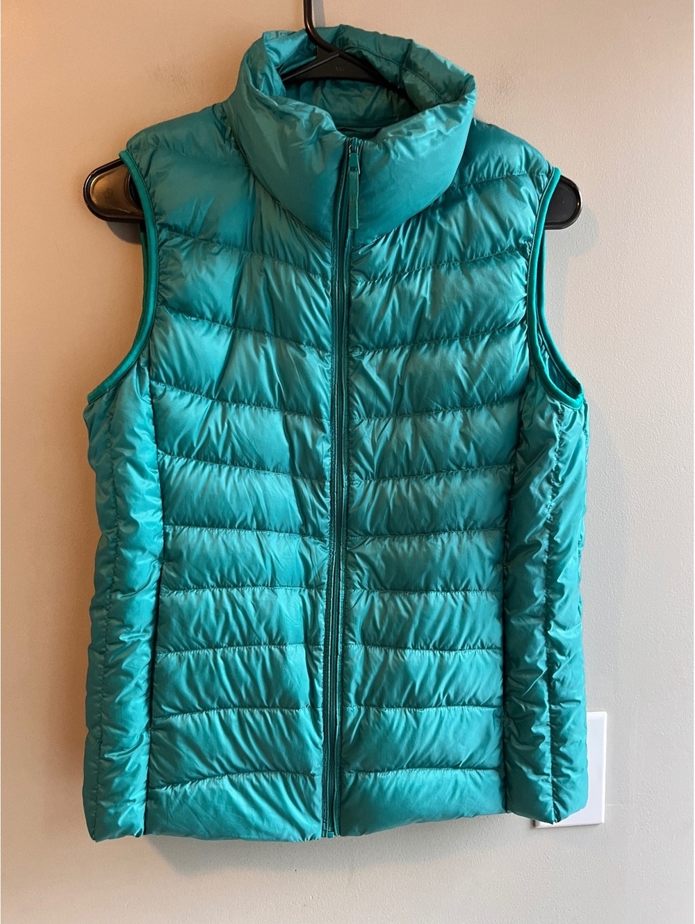 Uniqlo Women's Ultra Light Down Vest Teal Teal Turquoise Size